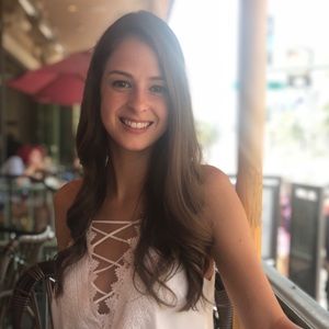 Meet your Posher, Hannah